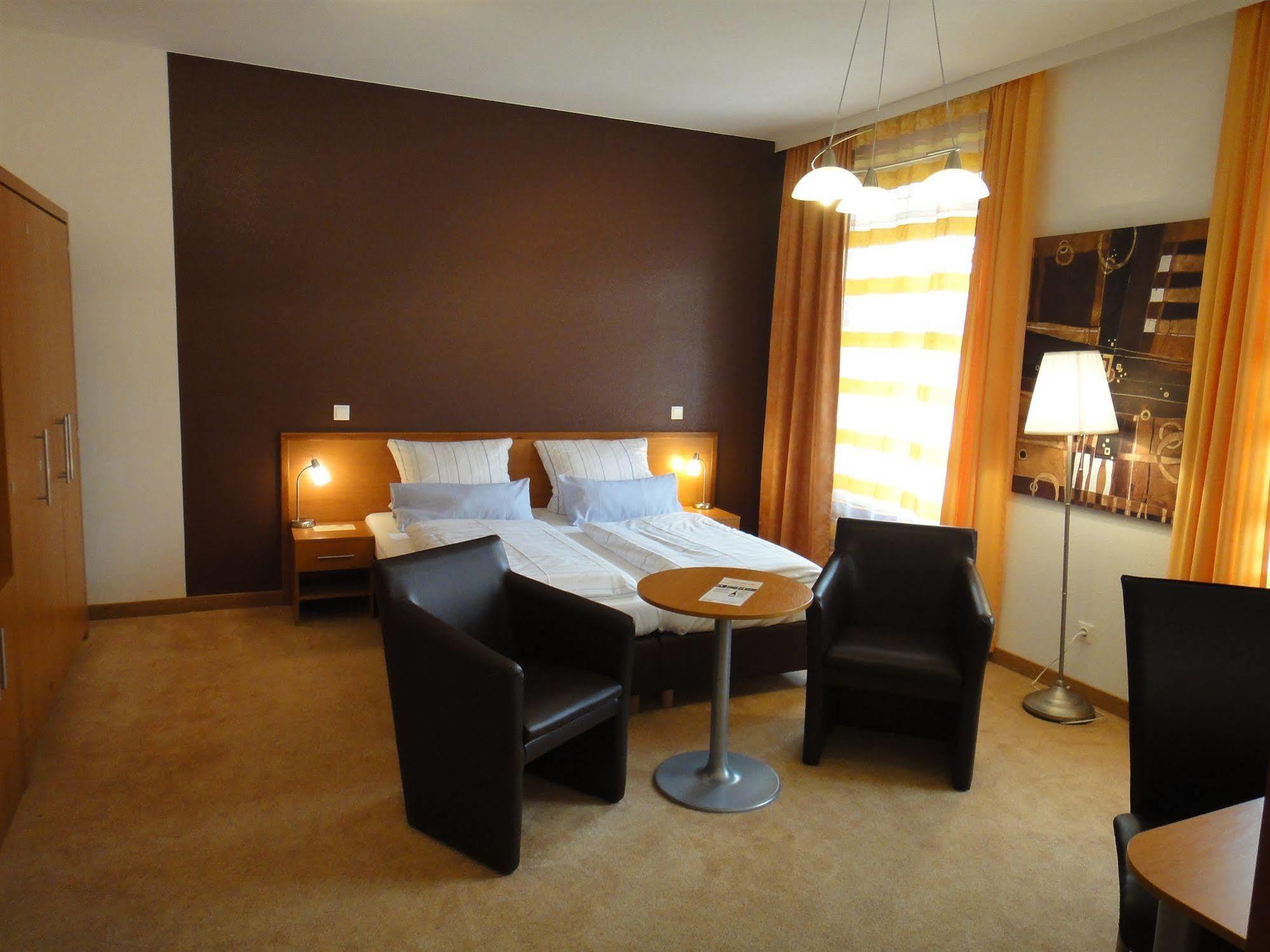 Hotel Bayrischer Hof Heidelberg Eksteriør bilde